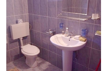 Rumänien Chata Slănic Moldova, Exterieur